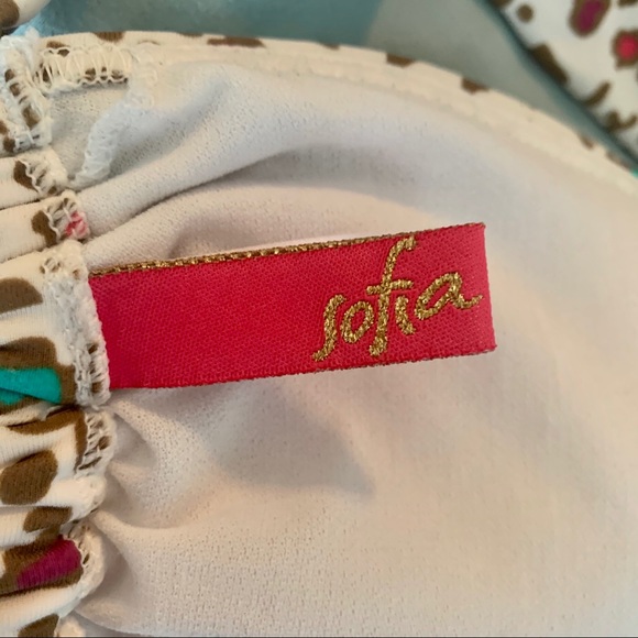 Sofia by Vix Multi-Color Print Bikini Top - Picture 5 of 8